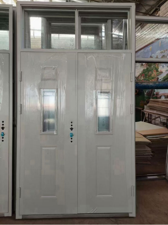 广河学校教室门