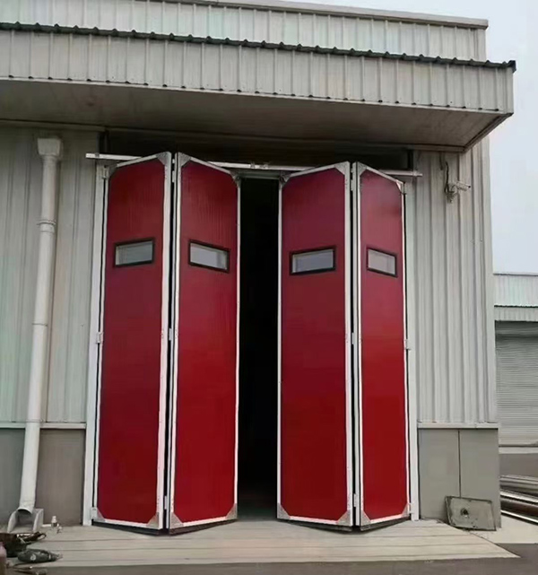 广河工业折叠门在大型装配车间出入口的应用实例